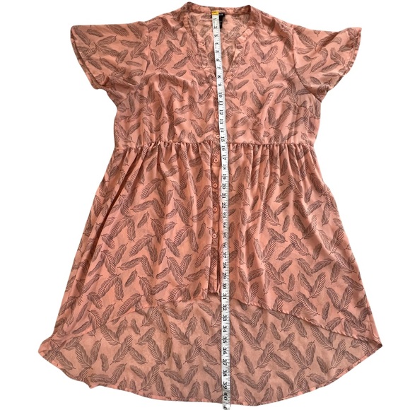 ❌SOLD❌Torrid Lexie Babydoll Chiffon Tunic Pink Feather Print Plus 2 18 to 20 2X - Picture 14 of 17